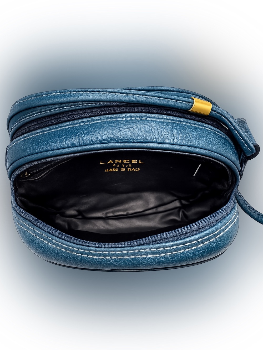 Lancel Paris Vintage Blue Pebbled Leather Crossbody Camera Bag Made in Italy GUC - Picture 2 of 5